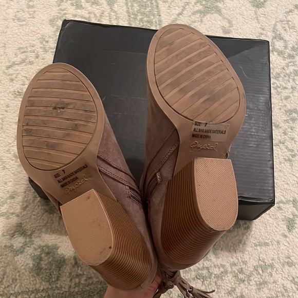 Quipd Booties - Picture 5 of 6